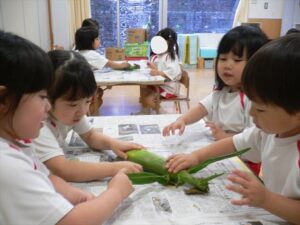 とうもろこしの皮剥き🌽(星月宙組)