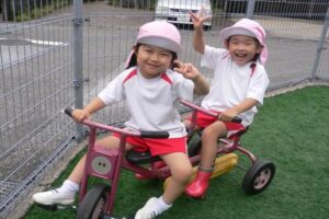 戸外遊び＆手押し相撲大会✨(星組)